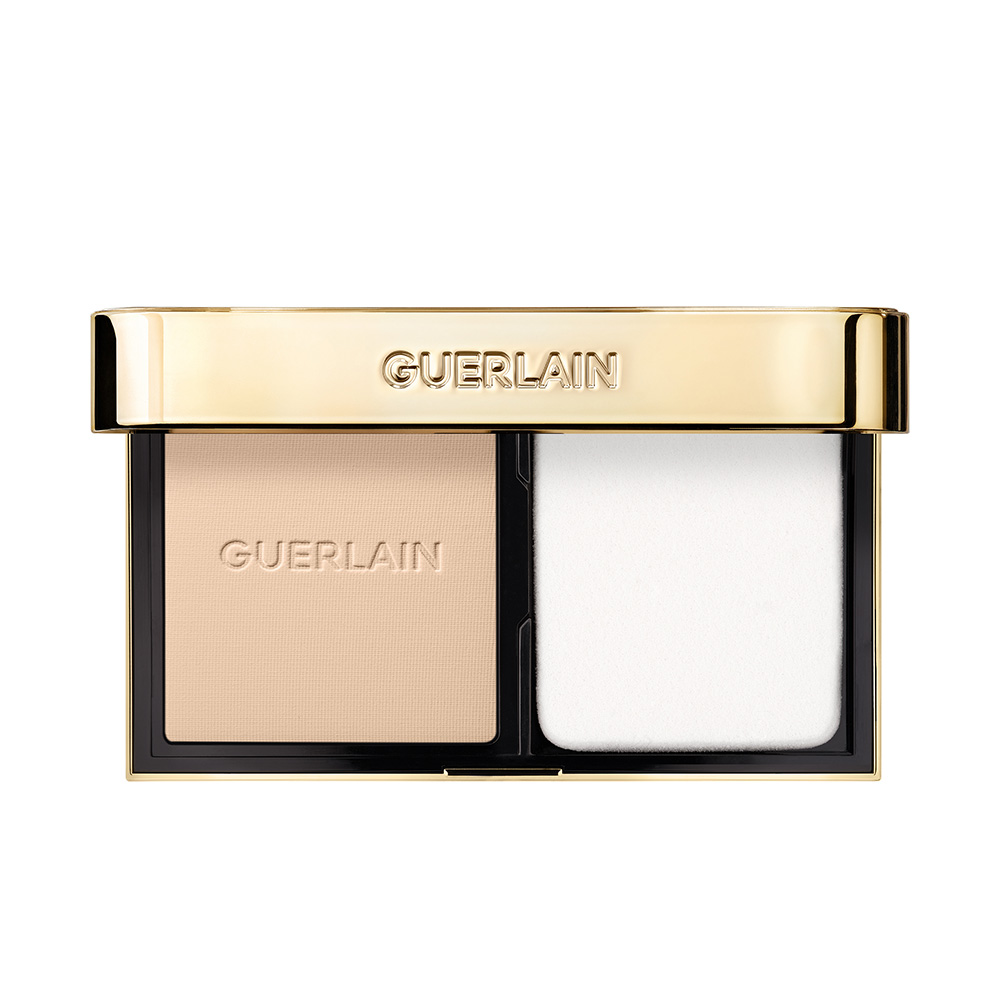 Parure Gold Skin Control Compact Foundation